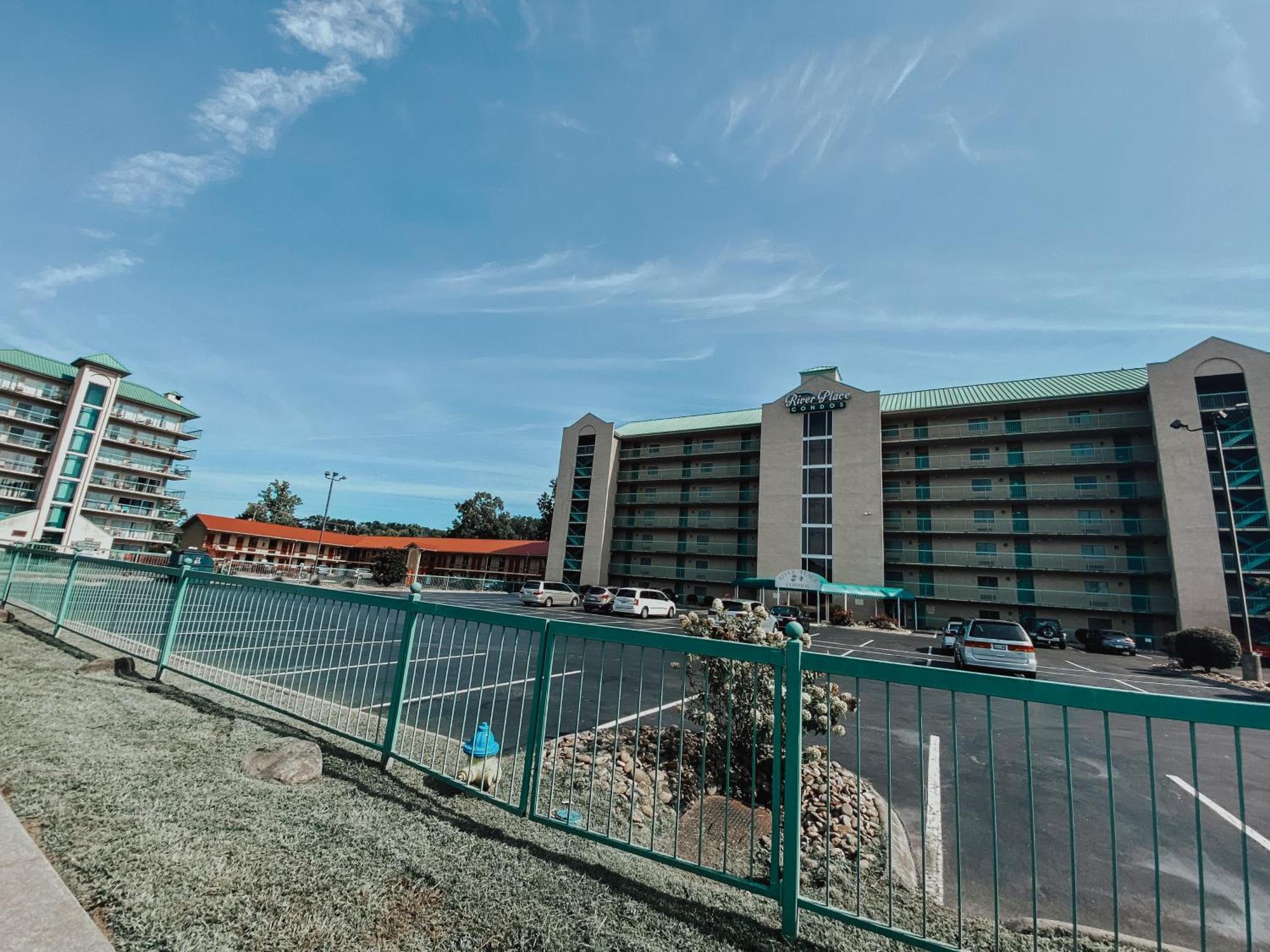 River Place Condos #508 2Bd 鸽子谷 外观 照片